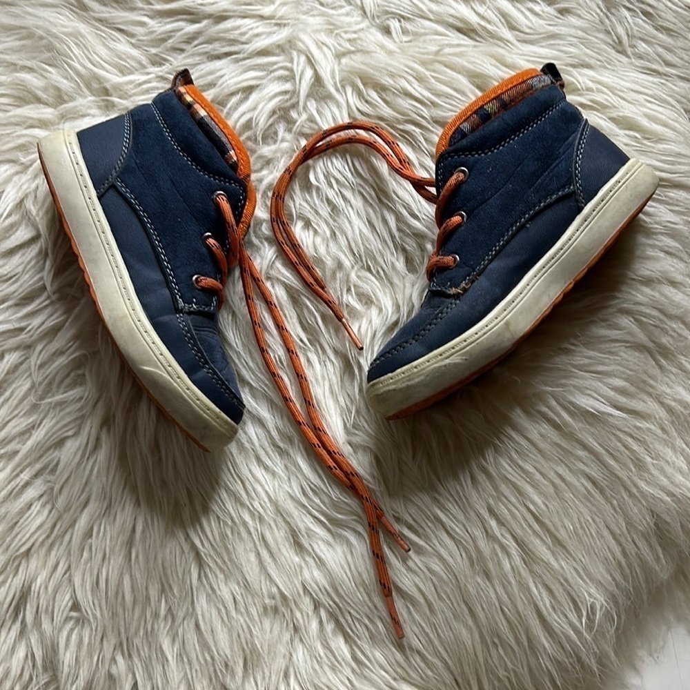 OshKosh B’Gosh high top sneaker boys size 10 navy blue orange